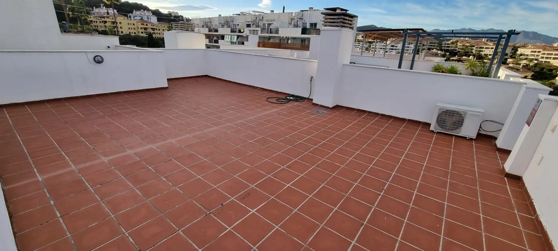 Terrassa de Àtic en venda en Mijas amb Aire condicionat, Terrassa i Piscina comunitària