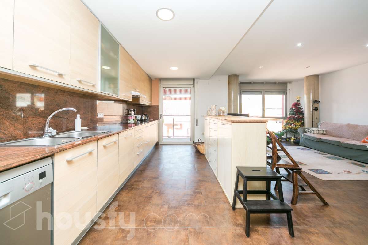 Kitchen of Duplex for sale in Vilafranca del Penedès  with Air Conditioner, Heating and Terrace