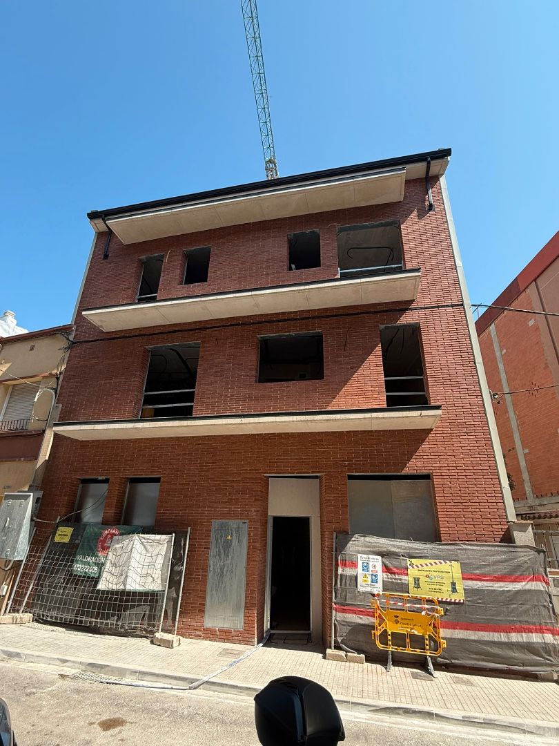 Exterior view of Duplex for sale in Cornellà de Llobregat  with Air Conditioner, Heating and Parquet flooring