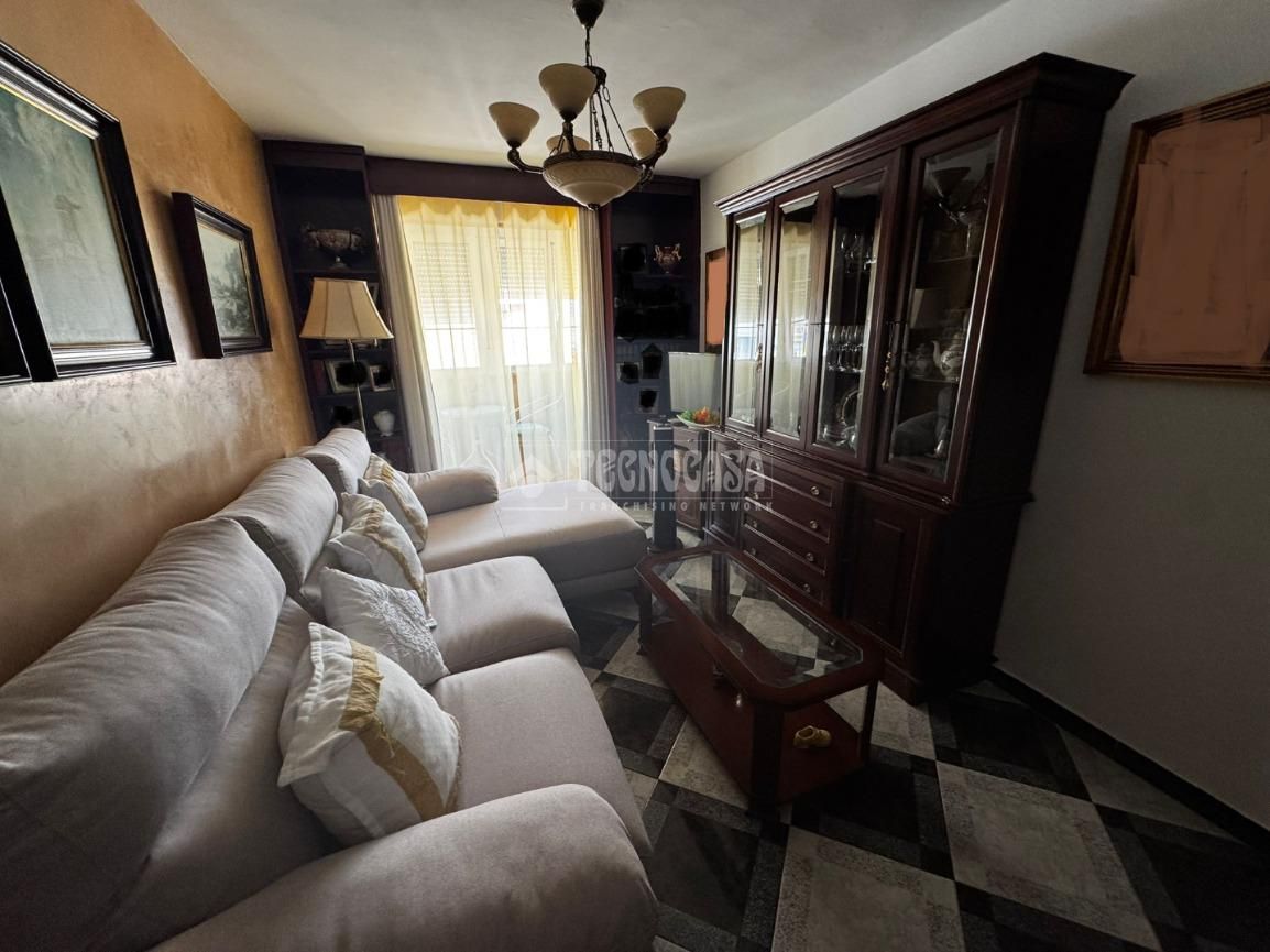 Sala d'estar de Pis en venda en  Cádiz Capital amb Terrassa
