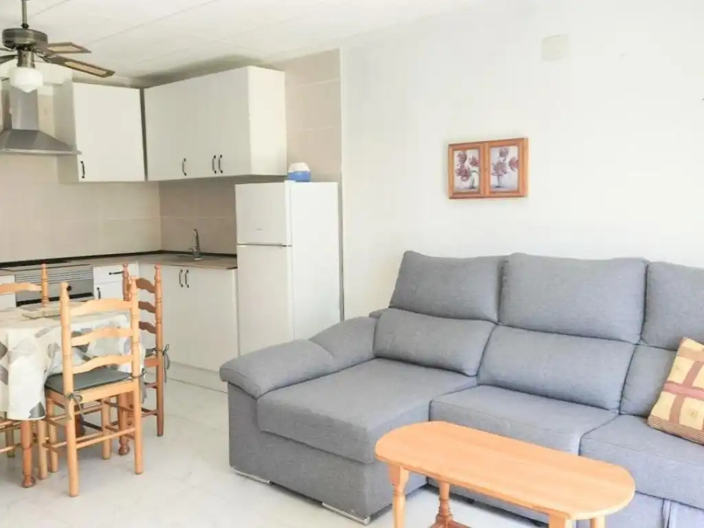 Sala d'estar de Casa o xalet en venda en Torrevieja amb Aire condicionat, Moblat i Forn