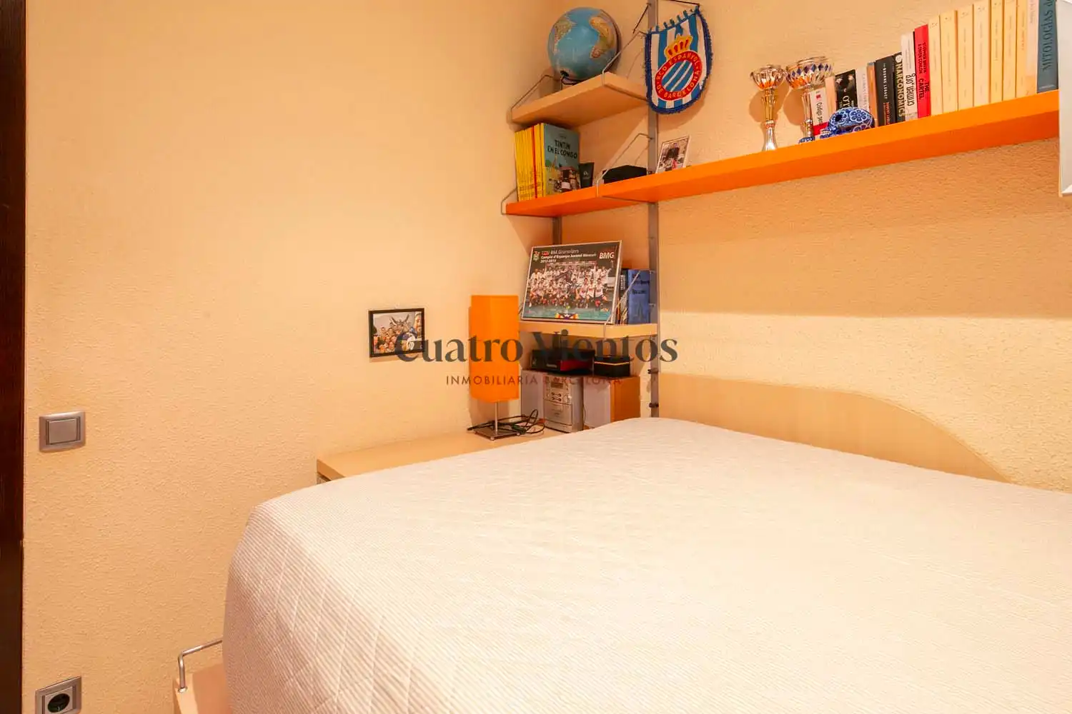 Bedroom of Flat for sale in Barcelona  with Heating, Terrace and Oven
