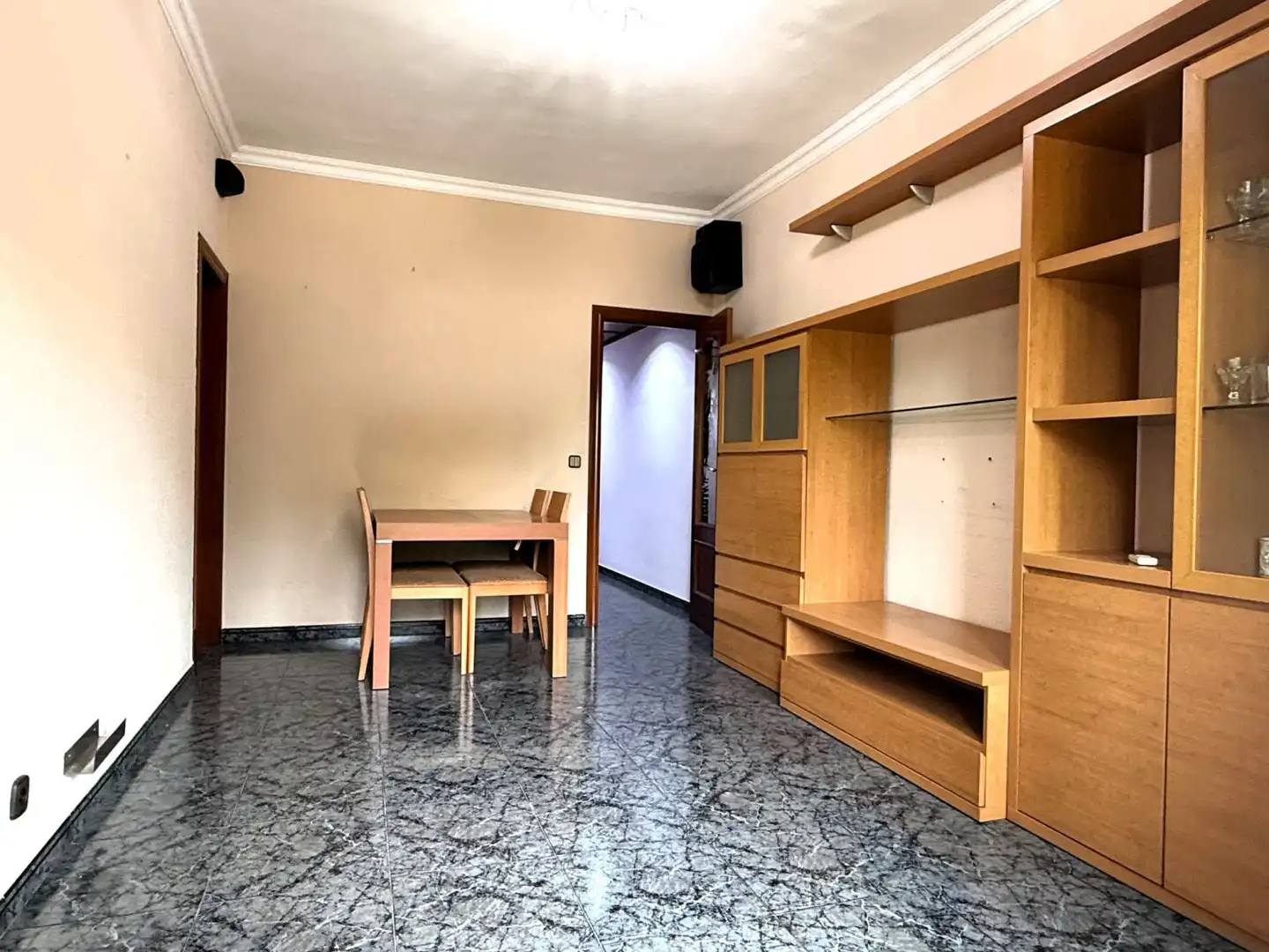 Sala de estar de Piso en venta en Sant Boi de Llobregat con Aire acondicionado y Balcón