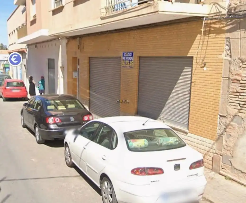 Aparcament de Local en venda en Cartagena