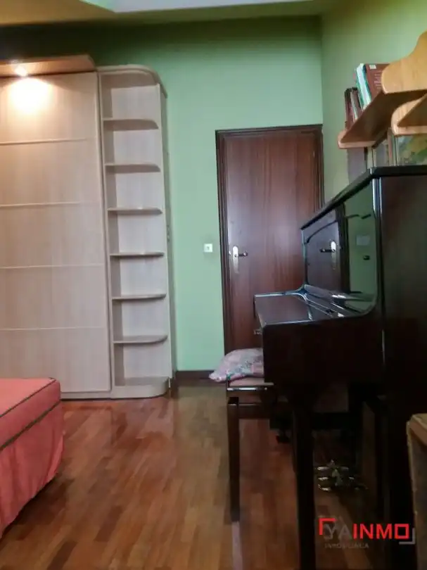 Bedroom of Flat for sale in Vitoria - Gasteiz  with Heating, Storage room and Furnished