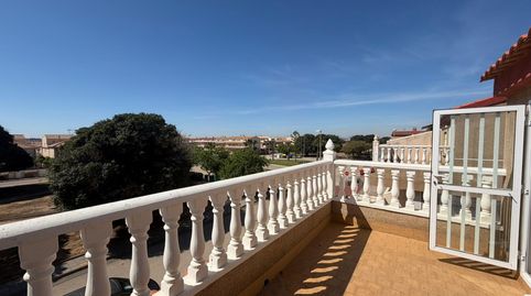 Foto 3 de Casa adosada en venta en Calle Mar Blanco, 32, Torre de la Horadada, Pilar de la Horadada