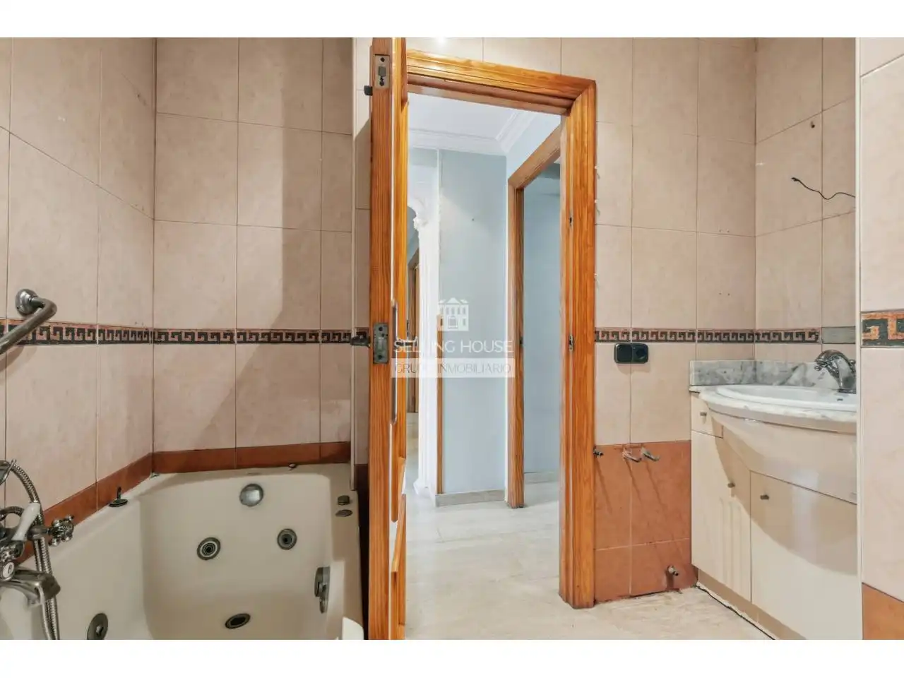 Badezimmer von Wohnung zum Verkauf in Valencia