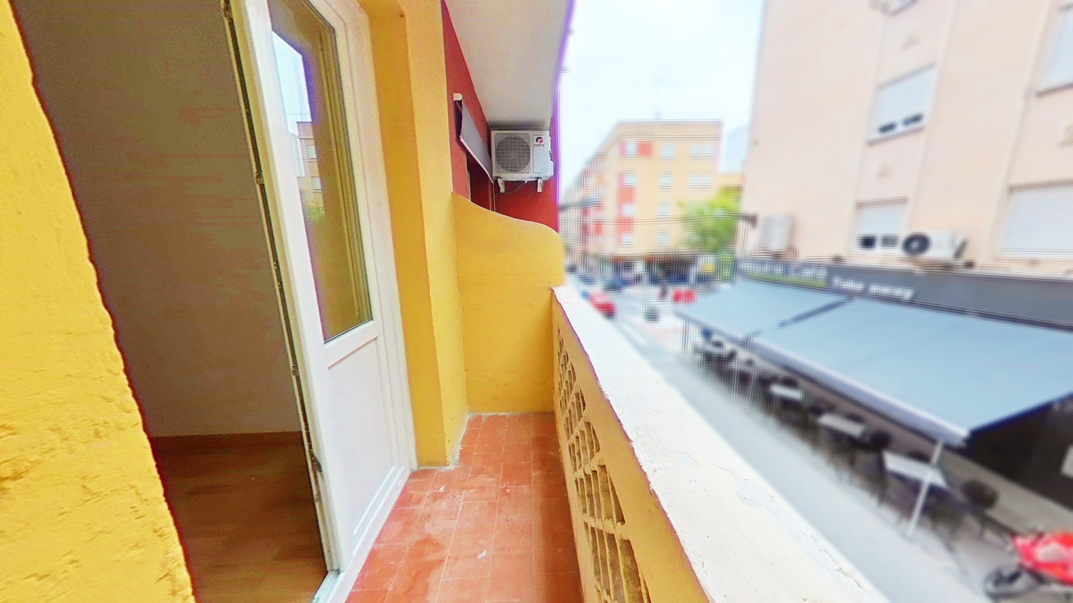 Flat to rent in Avenida de la Paz