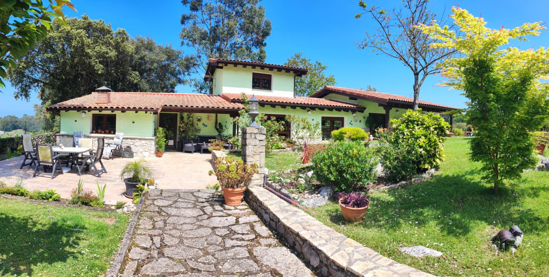 Jardí de Casa o xalet en venda en Llanes amb Calefacció, Jardí privat i Terrassa