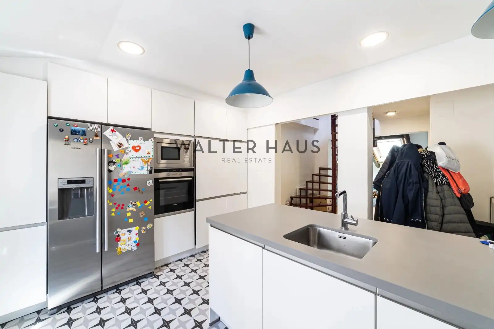 Cocina de Dúplex en venta en Madrid con Aire acondicionado, Calefacción y Horno
