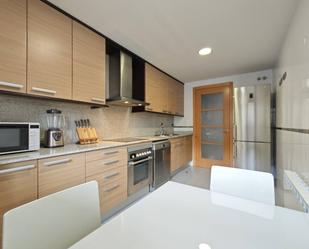 Cuina de Pis en venda en Manresa amb Calefacció i Parquet