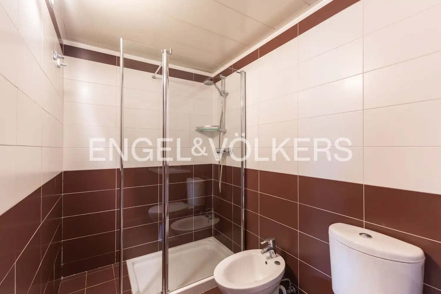 Bathroom of Duplexes for sale in Valencia  with Air Conditioner, Heating and Private garden