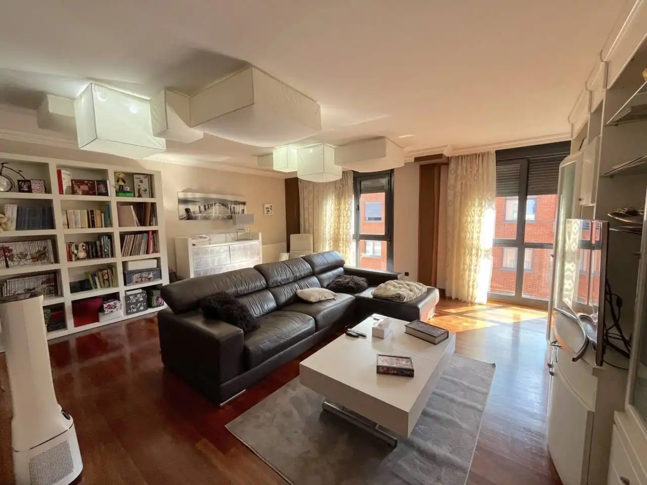 Sala d'estar de Dúplex en venda en Leioa amb Calefacció, Parquet i Terrassa