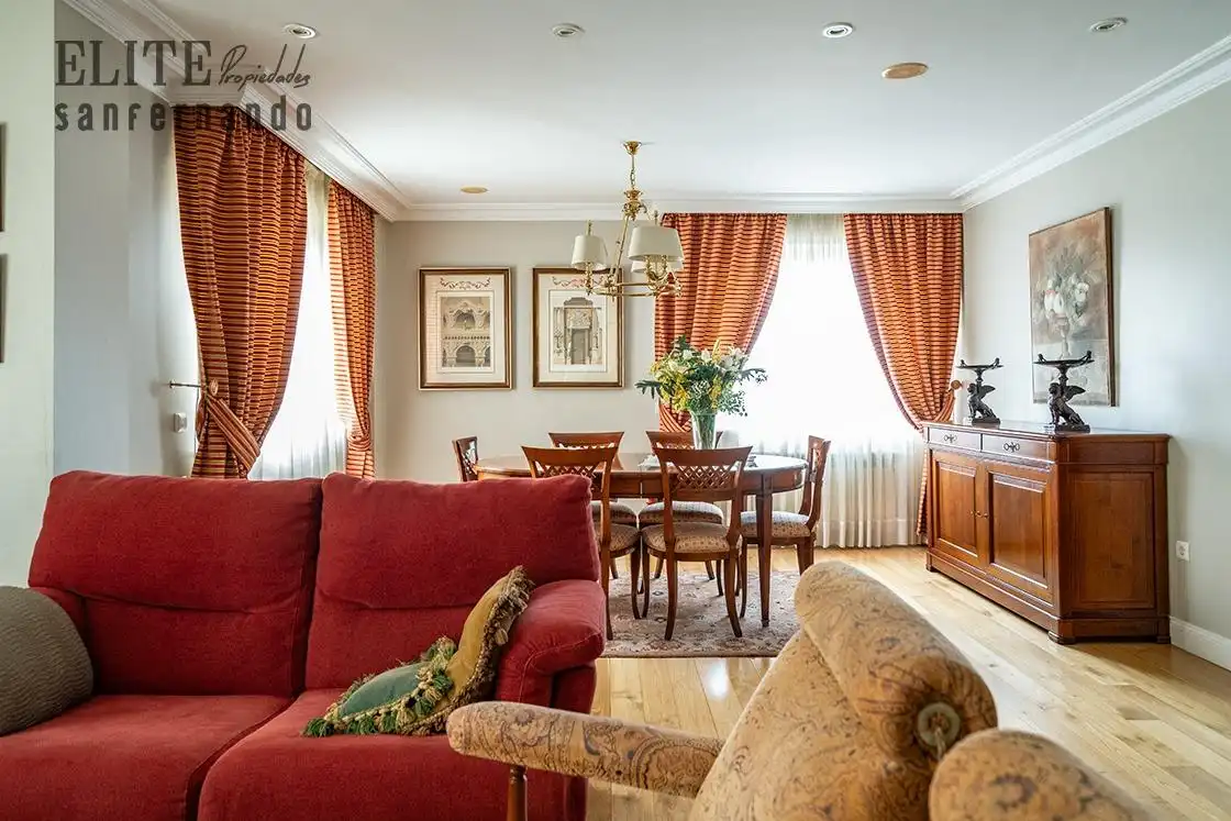 Sala de estar de Casa o chalet en venta en Piélagos con Calefacción, Jardín privado y Trastero
