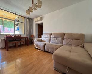 Living room of Flat for sale in  Madrid Capital  with Air Conditioner, Heating and Terrace