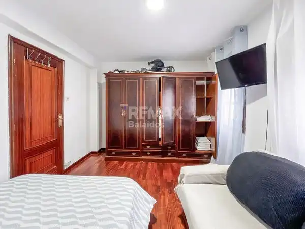 Habitación de Piso en venta en Vigo  con Calefacción y Trastero