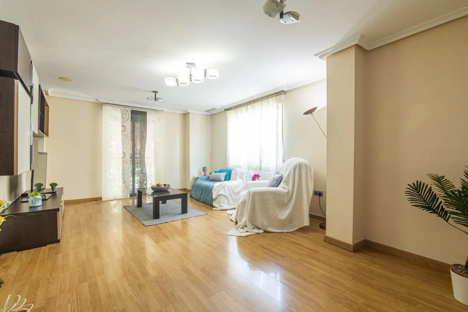 Sala d'estar de Àtic en venda en Elche / Elx amb Aire condicionat, Terrassa i Balcó