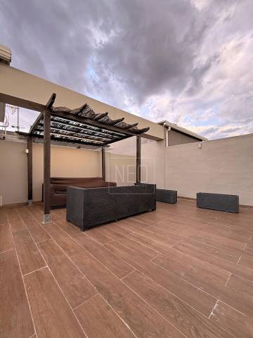 Dúplex en Venta en  REAL DE ARMILLA en Poniente