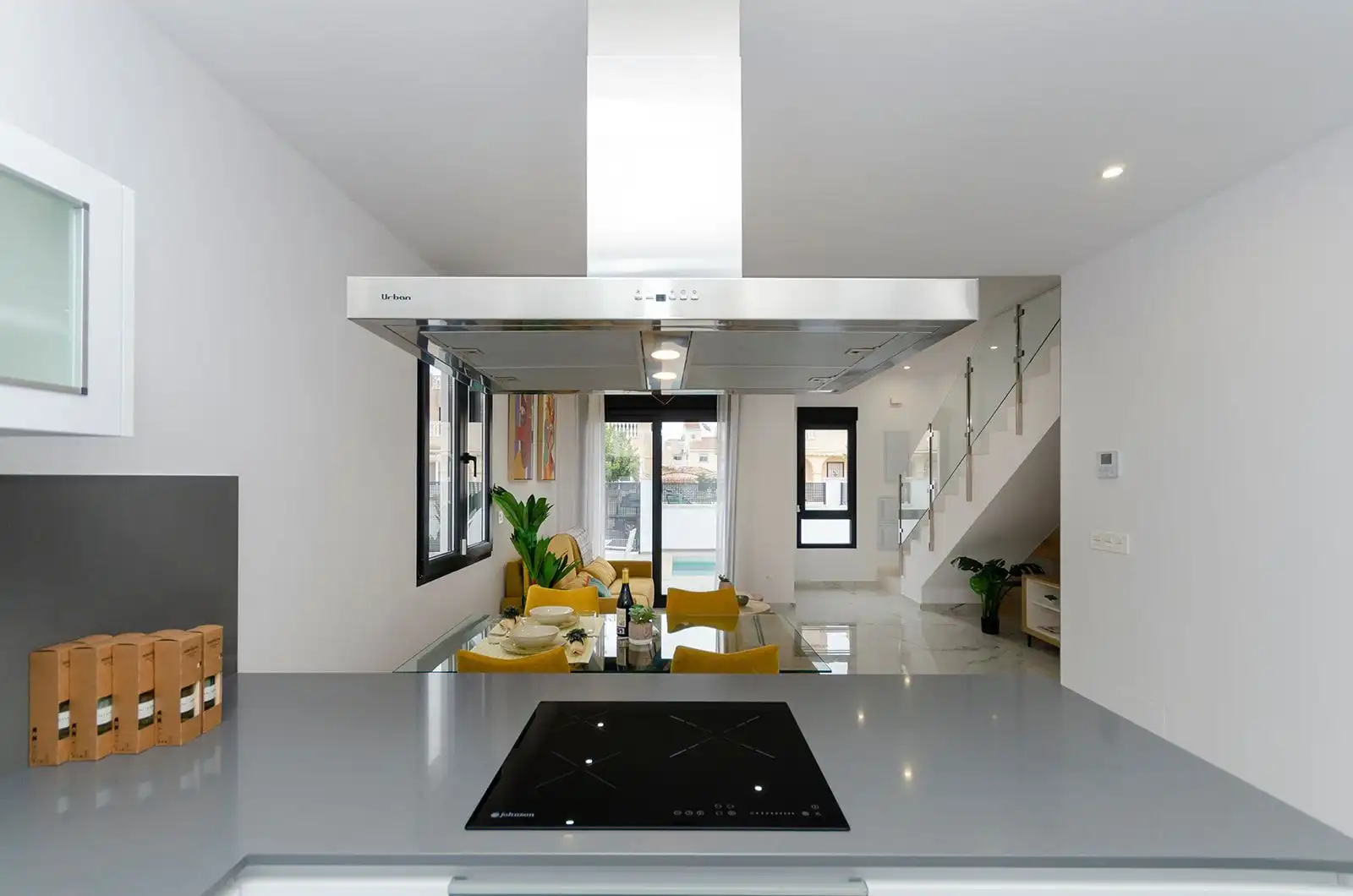 Cocina de Casa o chalet en venta en Torrevieja con Aire acondicionado, Jardín privado y Terraza