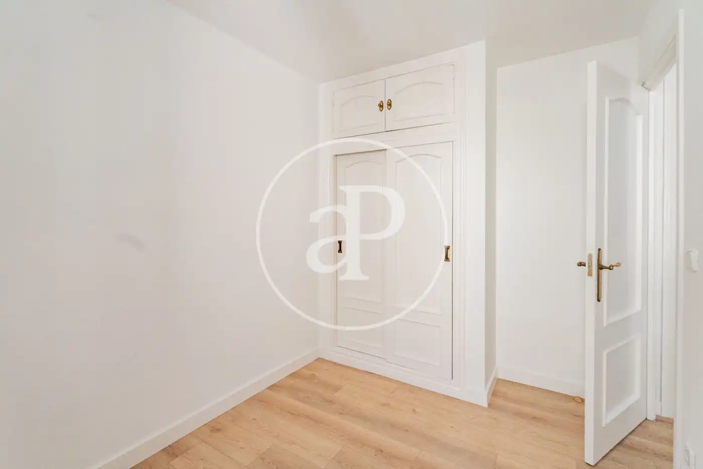 Habitación de Casa o chalet de alquiler en Madrid con Aire acondicionado, Calefacción y Jardín privado