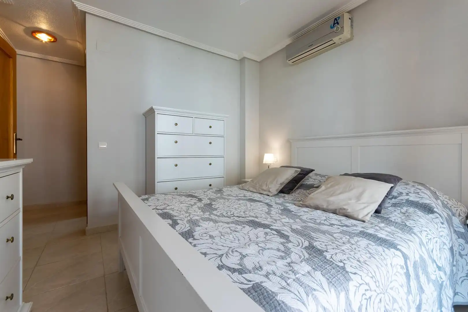 Dormitori de Dúplex en venda en Orihuela amb Aire condicionat, Jardí privat i Terrassa