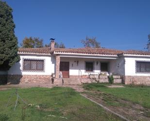 Exterior view of House or chalet for sale in Talavera de la Reina  with Swimming Pool