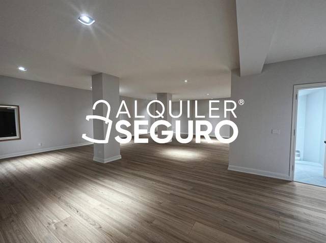 Oficina en Alquiler en Avenida De América en Guindalera