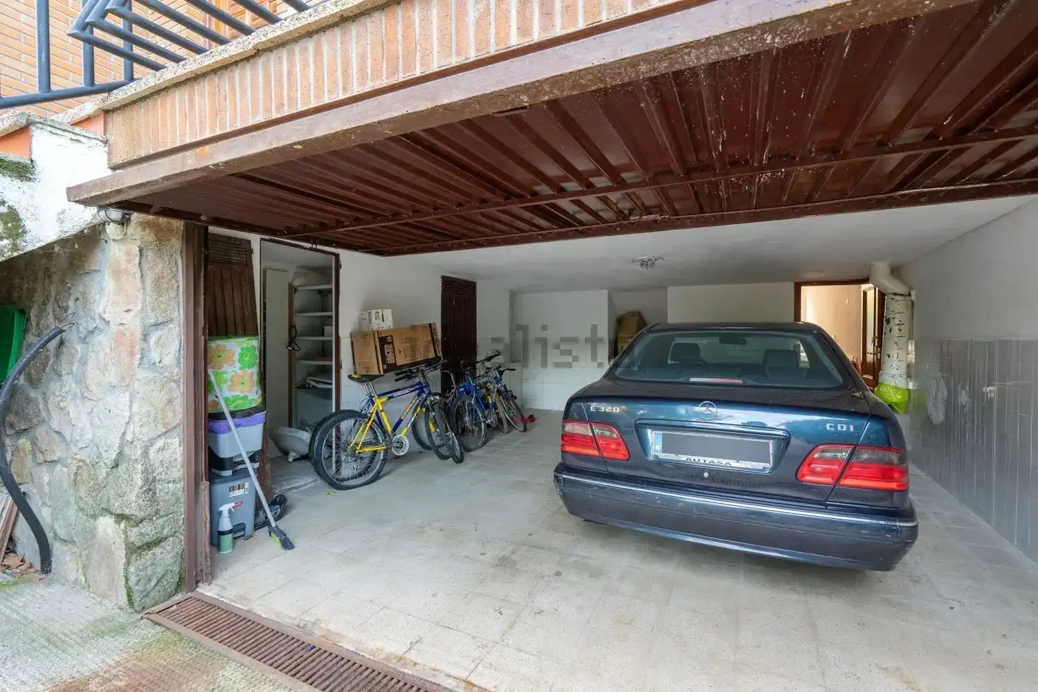 Parking of Detached homes for sale in Talavera de la Reina  with Air Conditioner, Heating and Storage room