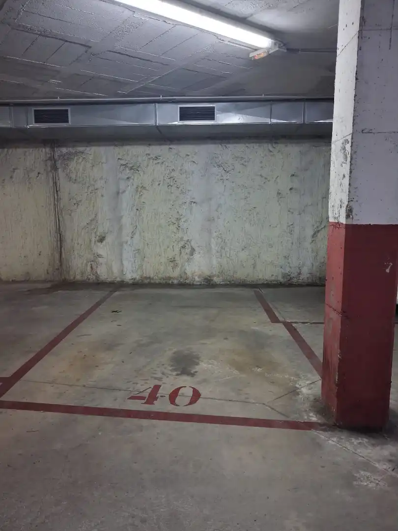 Piso en venta en Rubí con Aire acondicionado, Horno y Balcón