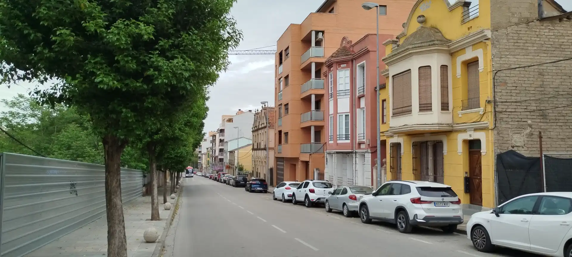 Vista exterior de Garatge de lloguer en Barbastro