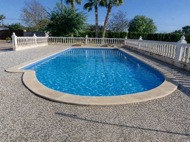 Casa amb piscina en venda a Partida el Cachap