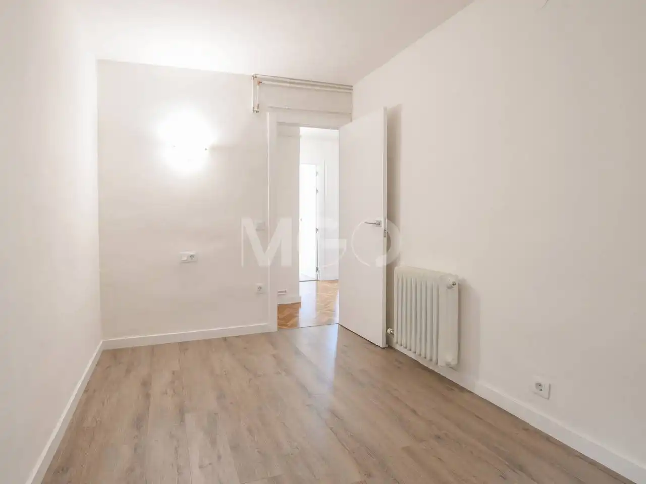 Habitación de Piso en venta en Vic con Calefacción, Parquet y Terraza