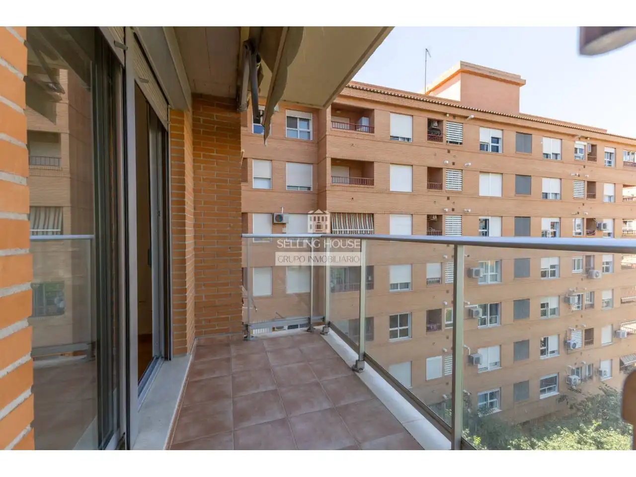 Terrasse von Wohnung zum Verkauf in Valencia mit Klimaanlage, Heizung und Parkett
