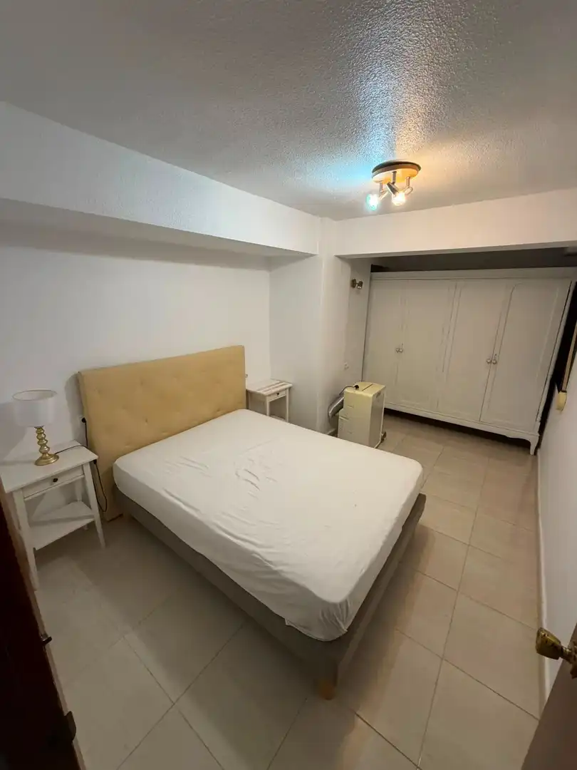 Habitación de Piso de alquiler en Torrevieja con Amueblado