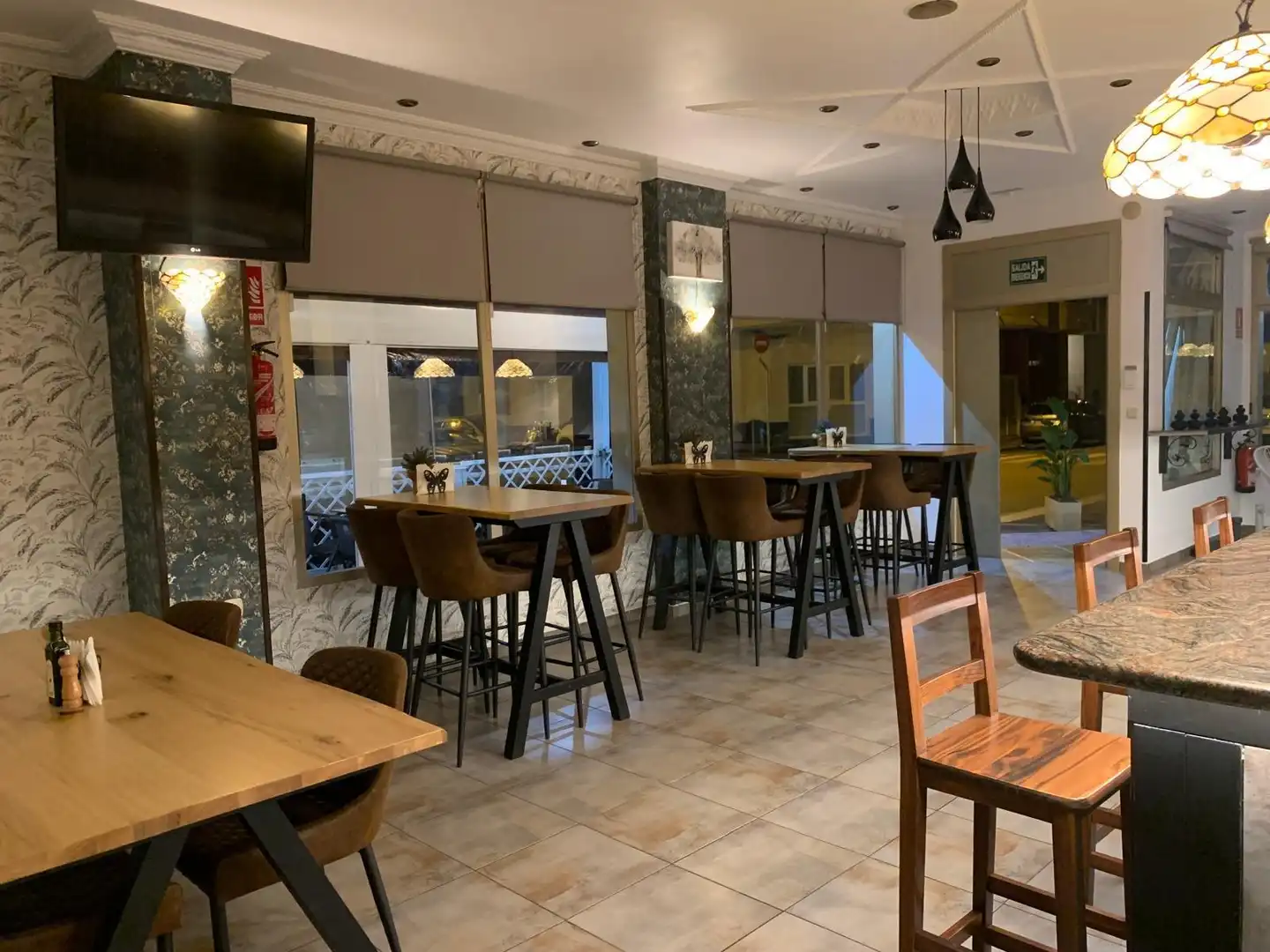 Local de alquiler en Torrevieja con Aire acondicionado y Amueblado