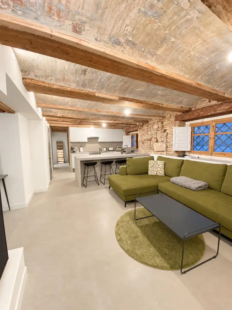 Planta baja de alquiler en Ciutat Vella 