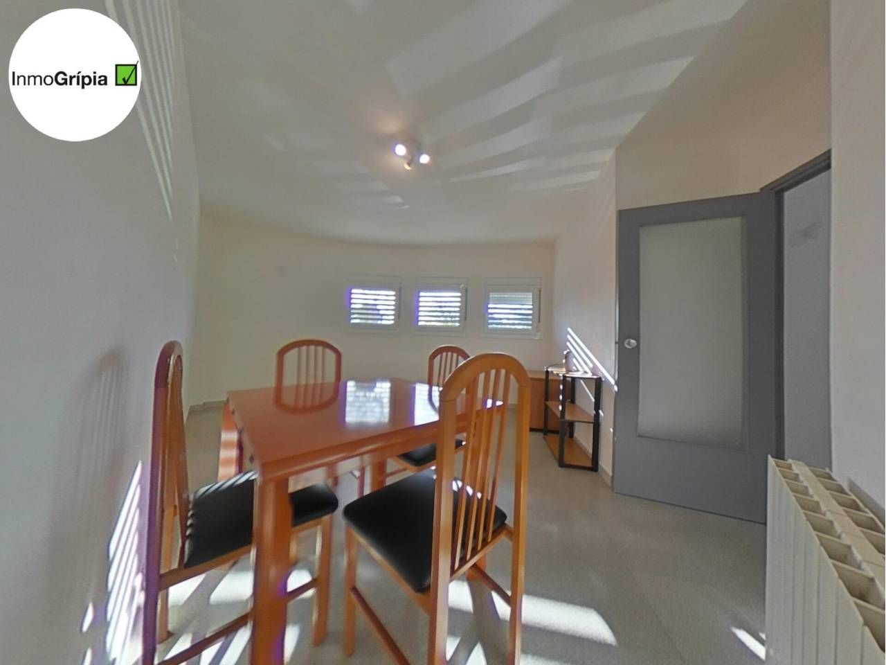 Comedor de Piso en venta en Terrassa con Calefacción