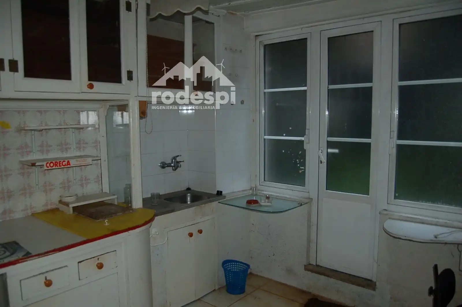 Local comercial en alquiler en Ponteareas, imagen 2