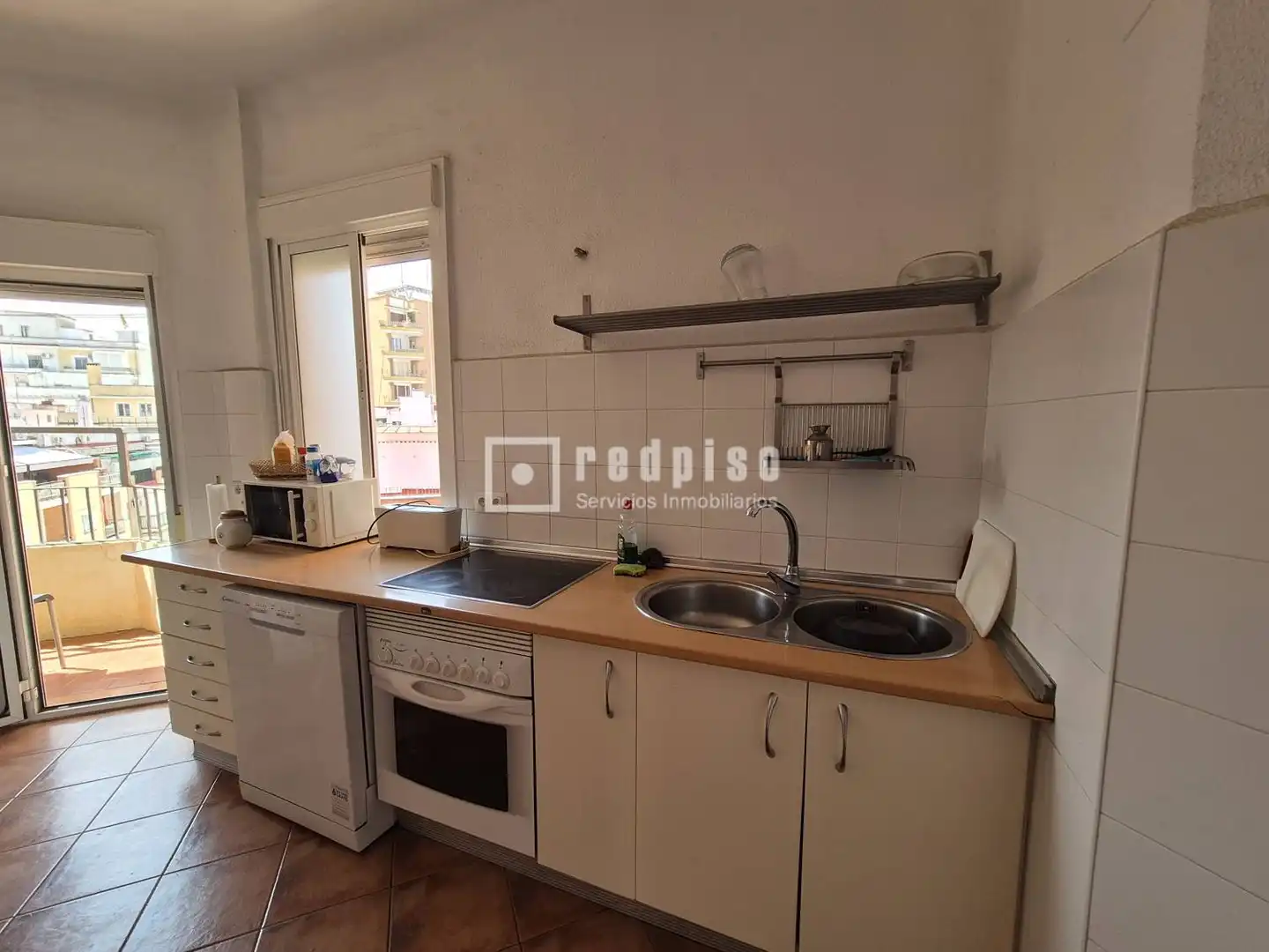 Küche von Wohnung zum Verkauf in Sevilla mit Klimaanlage, Terrasse und Möbliert