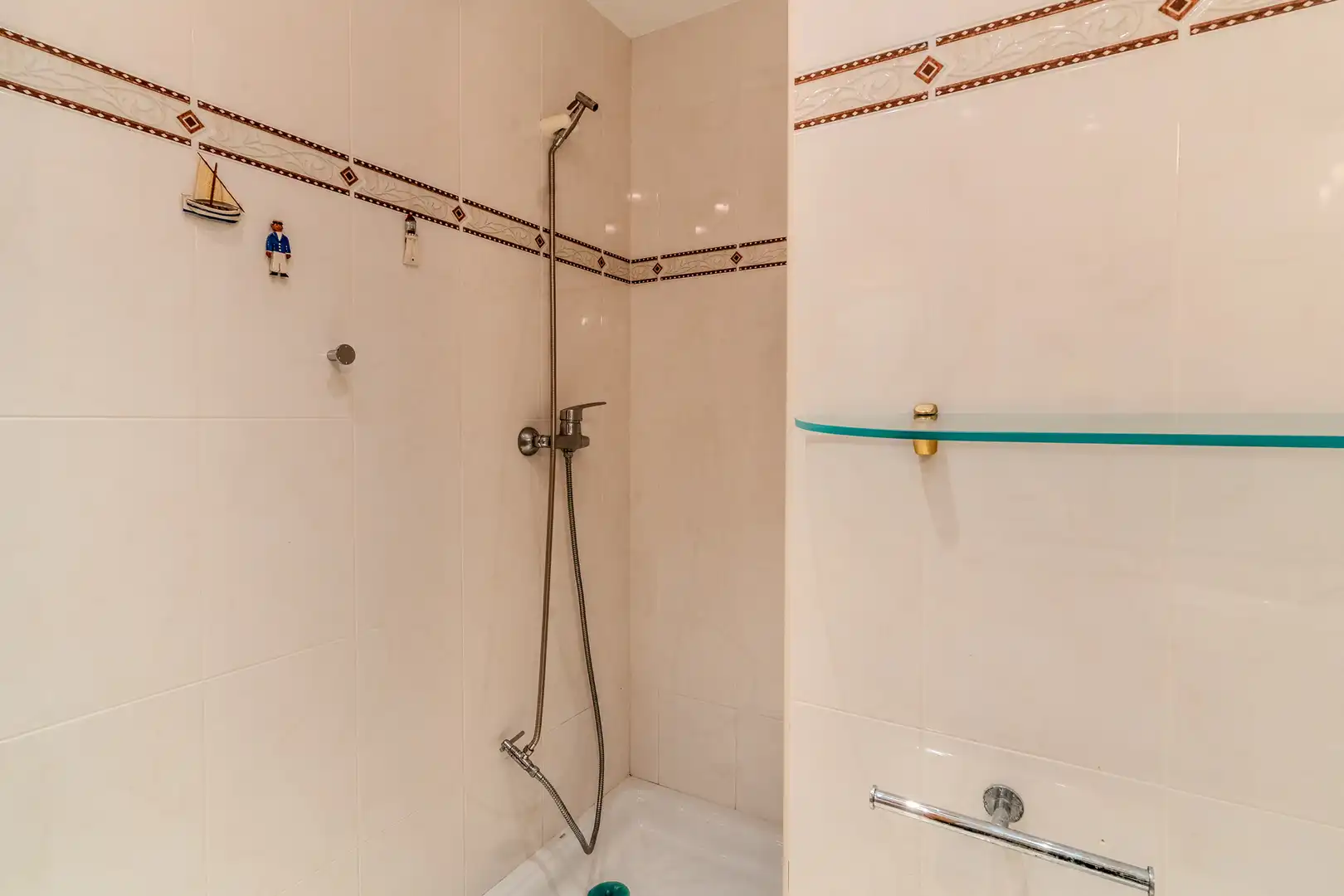 Baño de Dúplex en venta en L'Ampolla con Aire acondicionado, Calefacción y Terraza