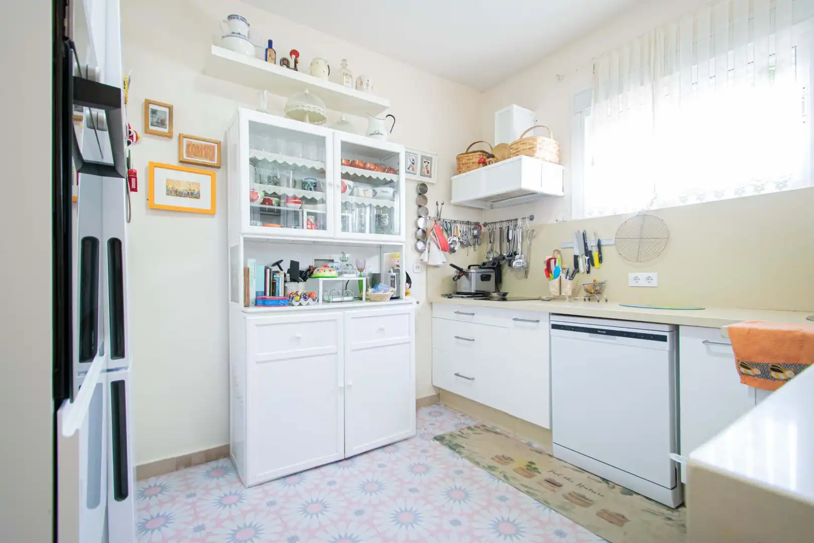 Cuina de Casa o xalet en venda en Sevilla amb Aire condicionat i Terrassa