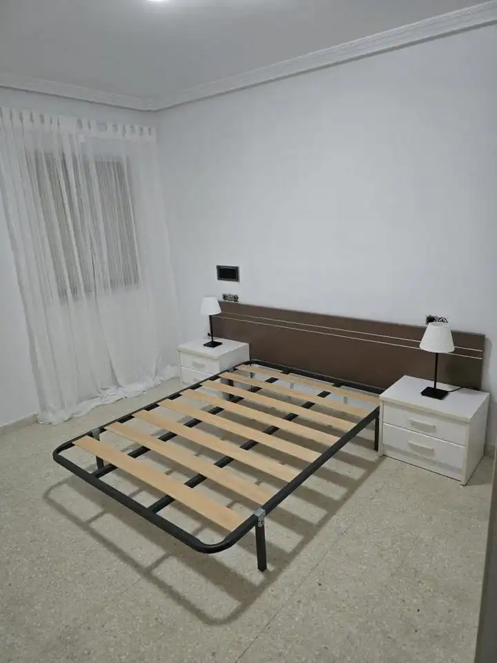 Habitación de Piso en venta en Dos Hermanas con Aire acondicionado, Terraza y Trastero