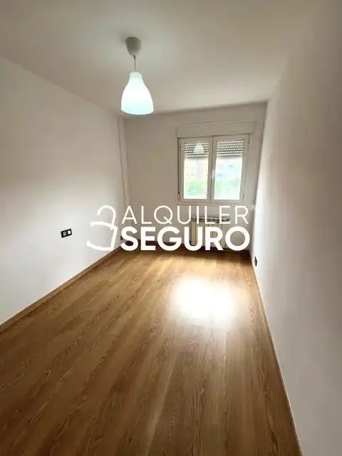 Habitación de Piso de alquiler en Valdemoro con Aire acondicionado, Calefacción y Terraza