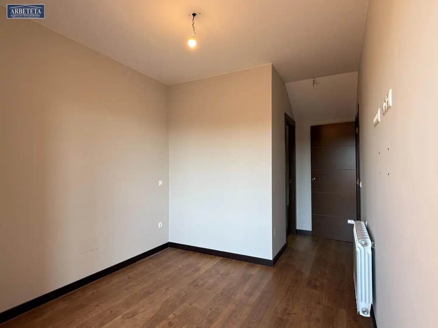 Casa adosada en venta en Urb. Belvalle