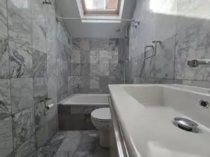 Bany de Dúplex en venda en Torrelaguna amb Aire condicionat, Traster i Balcó