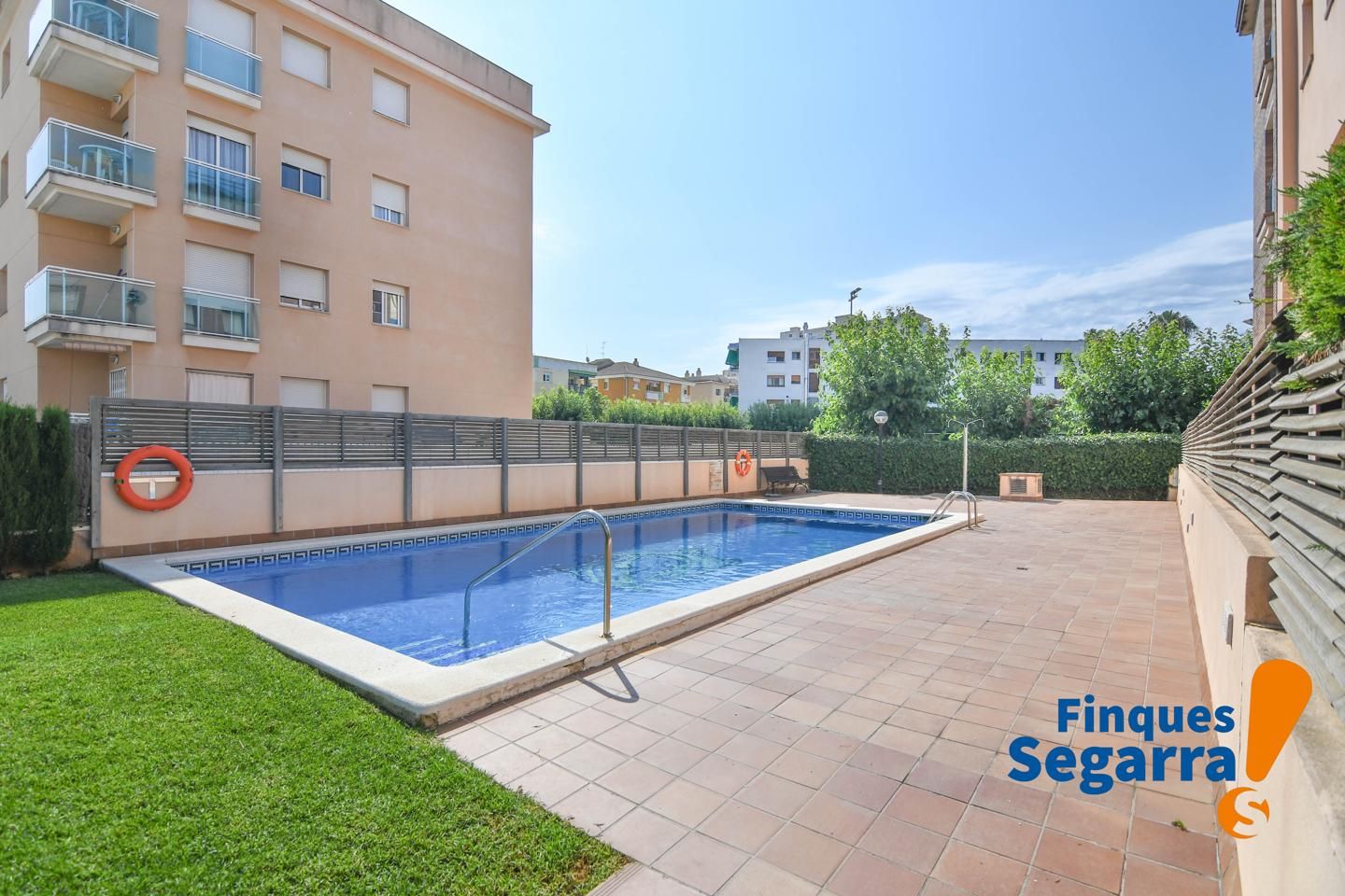 Piscina de Planta baixa en venda en El Vendrell amb Aire condicionat, Calefacció i Terrassa