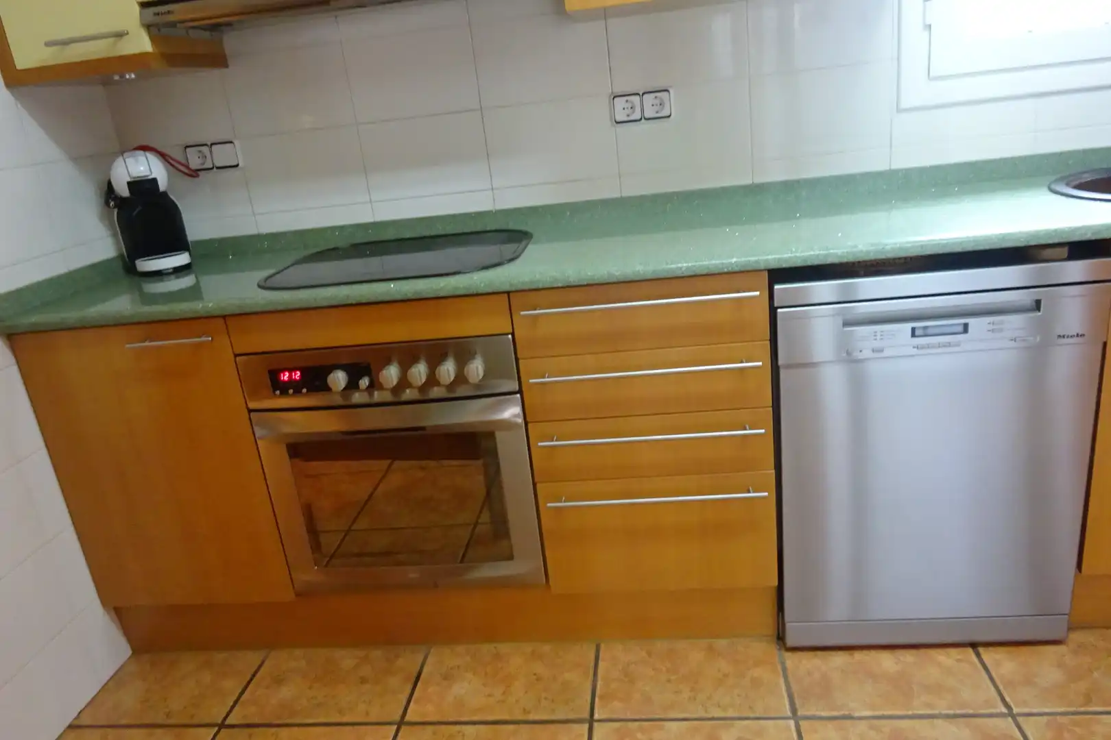 Cuina de Casa adosada en venda en Barcelona amb Aire condicionat, Calefacció i Terrassa