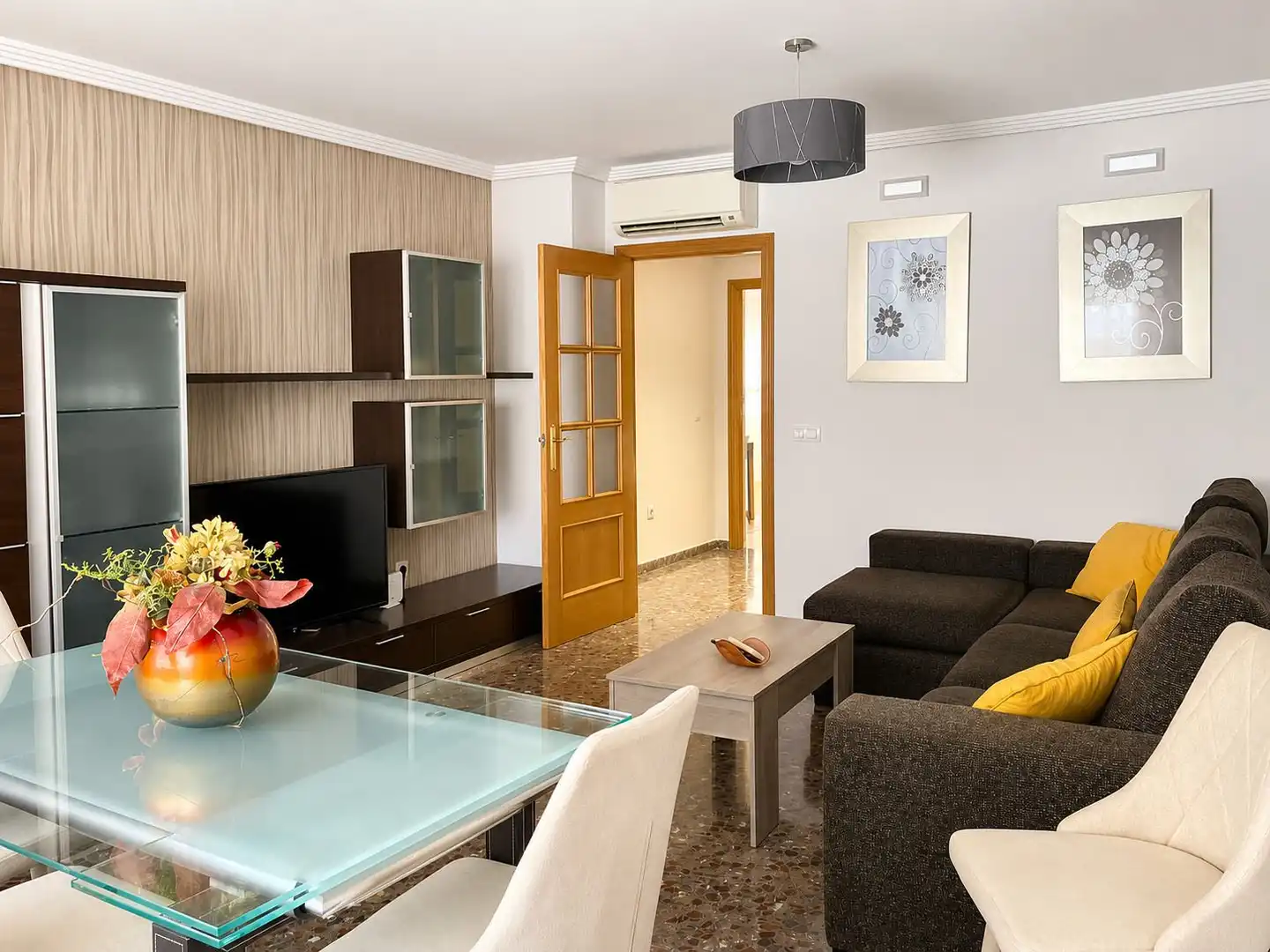 Wohnzimmer von Wohnung zur Miete in Castellón de la Plana / Castelló de la Plana mit Klimaanlage