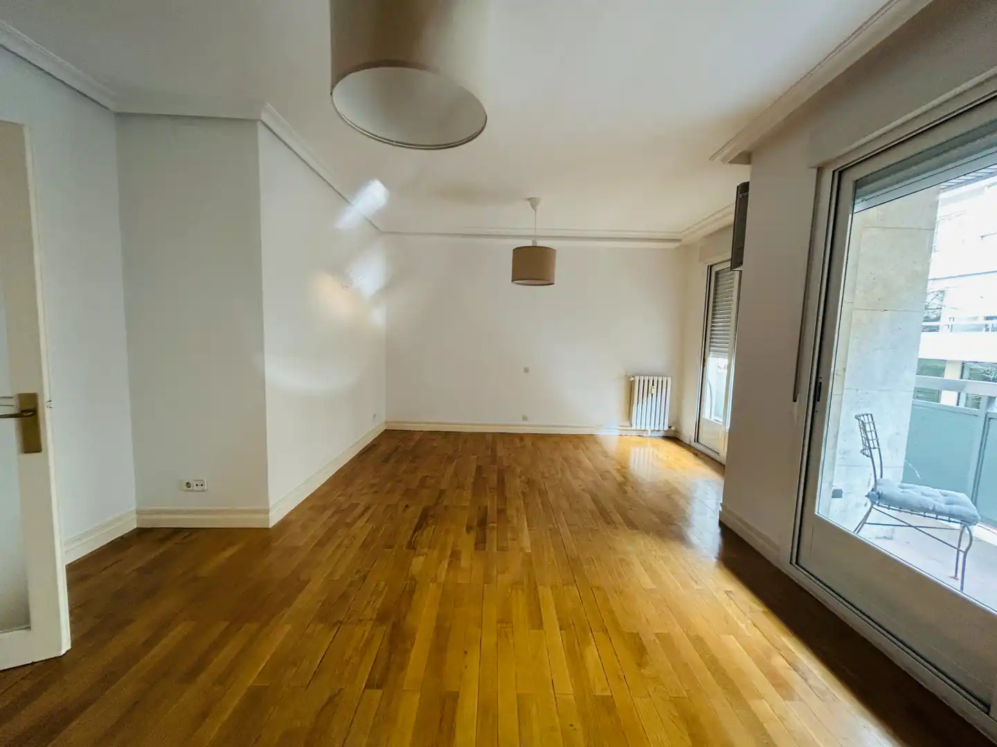 Vista exterior de Piso de alquiler en Madrid con Aire acondicionado, Calefacción y Parquet