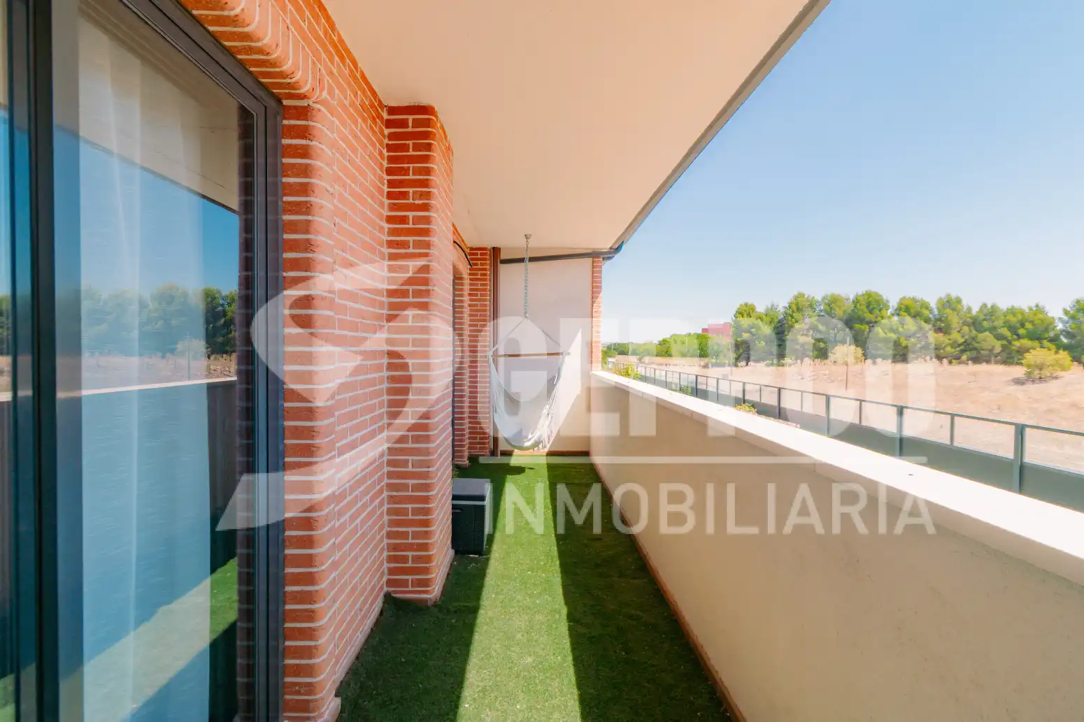 Terraza de Casa adosada en venta en Alcalá de Henares con Calefacción, Terraza y Piscina comunitaria